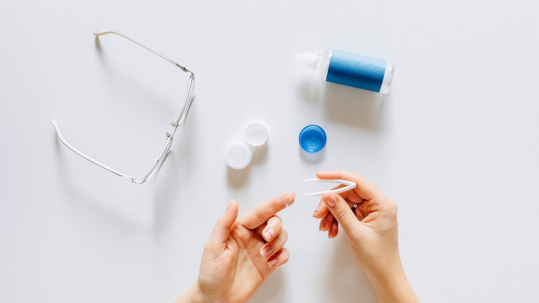 Glasses vs Contact Lenses: Which One is Right for You?